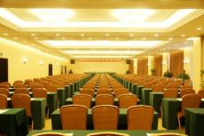 產品展示中的公關禮儀 打造專業(yè)形象的關鍵